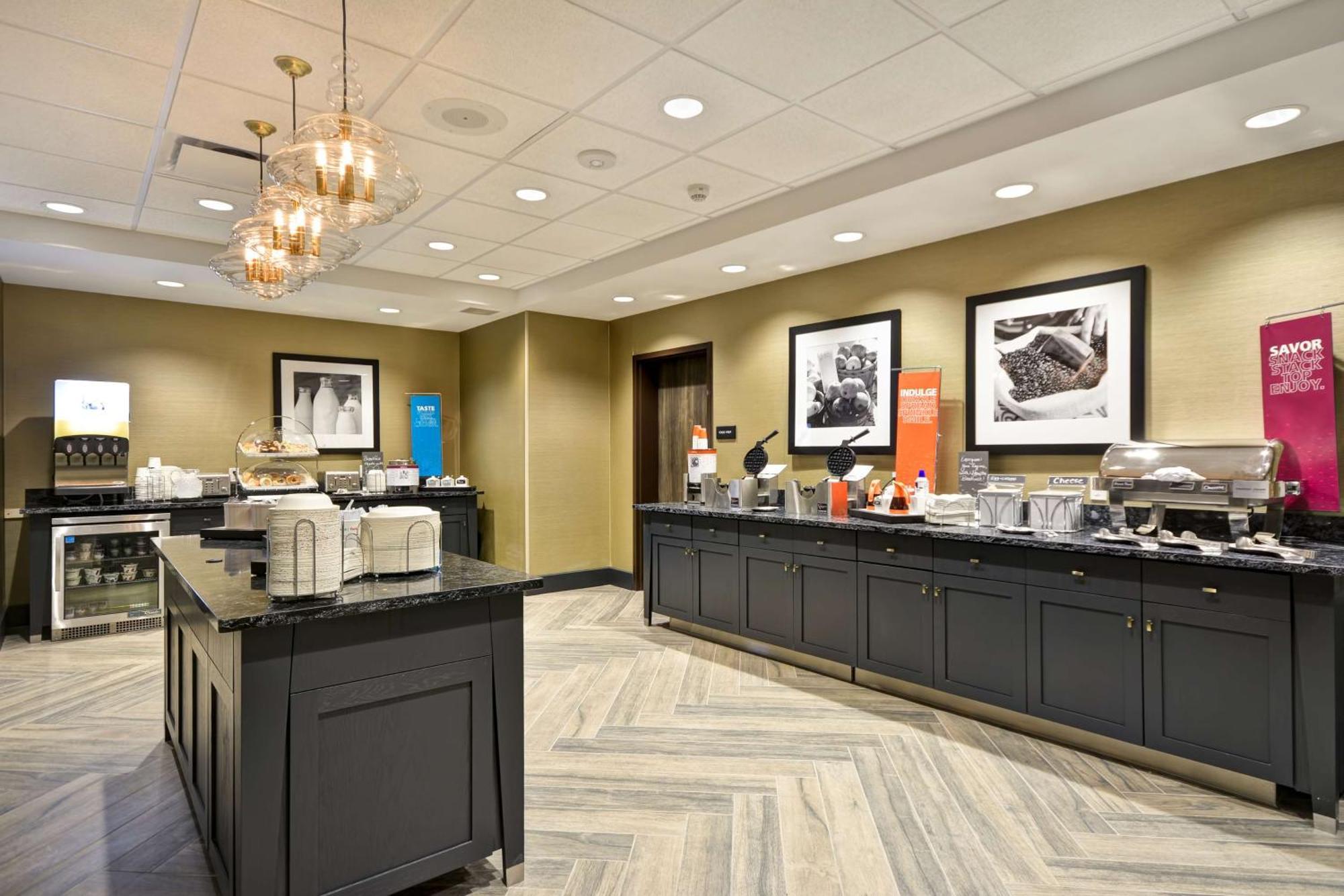 Hampton Inn&Suites Detroit/Warren Buitenkant foto