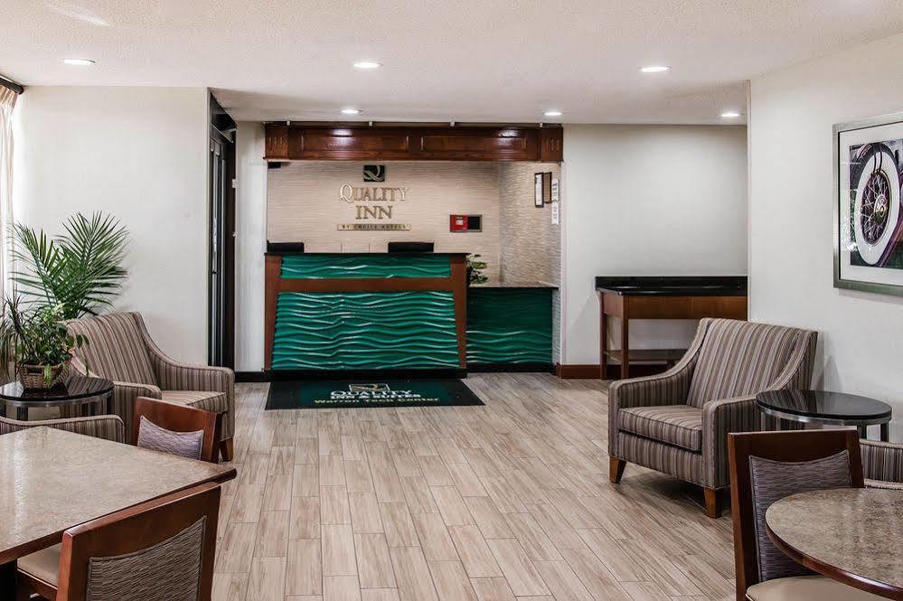 Hampton Inn&Suites Detroit/Warren Buitenkant foto